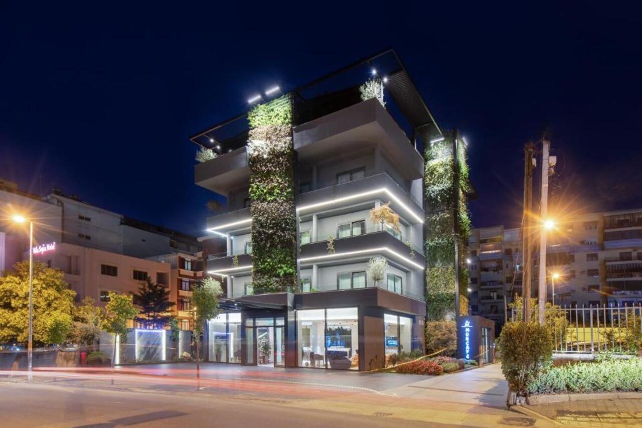 Moncafe Boutique And 5*